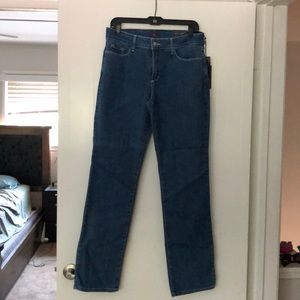 NYDJ Jeans - NYD (Not your daughter) Jeans size 8 NYDJ Jeans - NYD (Not your daughter) Jeans size 8